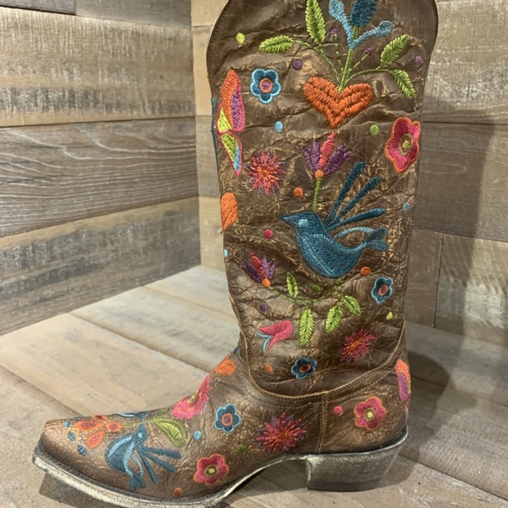 Old Gingo boots